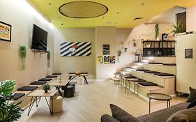 Design Hostel One